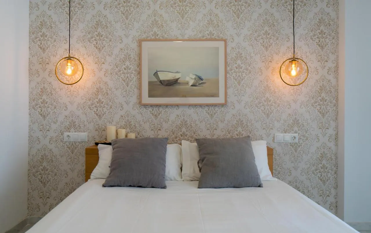 Sur Suites Detelina Фуэнхирола