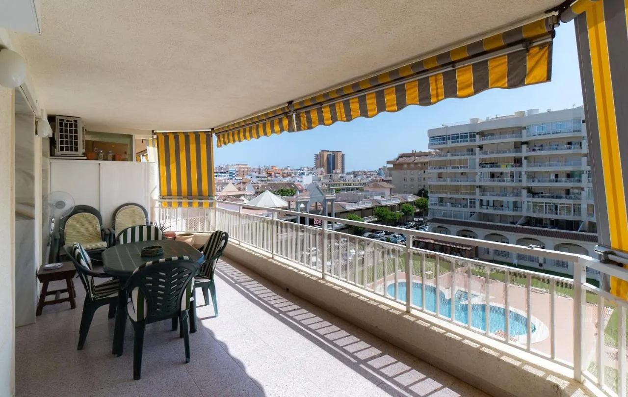 Sur Suites Detelina Фуэнхирола