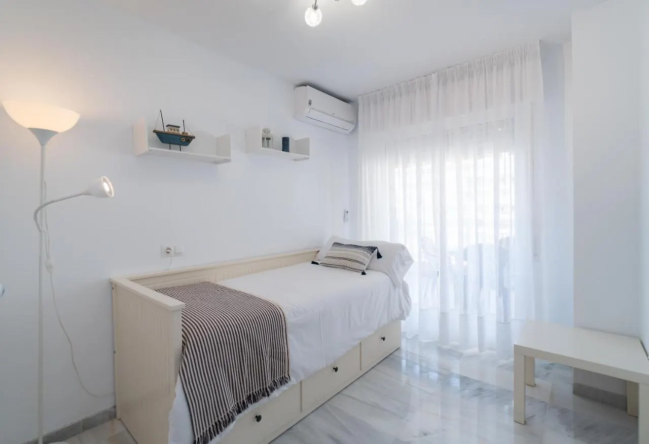 Апартаменты Sur Suites Detelina Фуэнхирола Испания