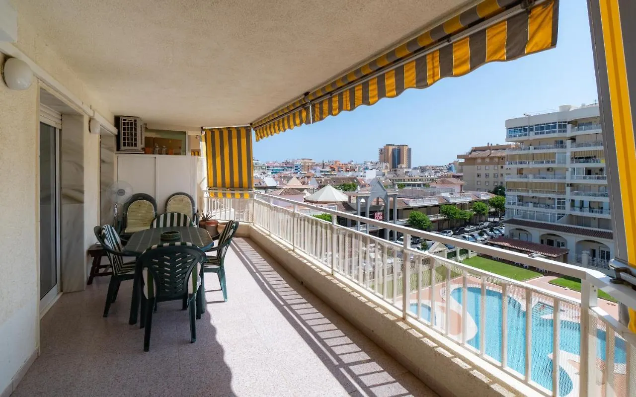 Апартаменты Sur Suites Detelina Фуэнхирола